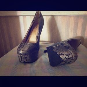 Qupid Heels Size 6.5